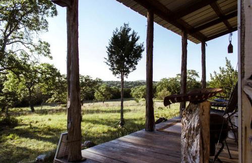 Rustic Off-the-Grid Cabin near Ample Outdoor Recreation in Harper, Texas - Photo 10