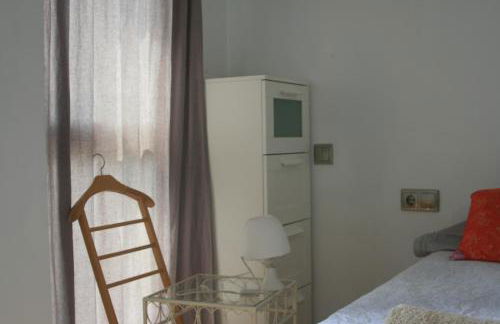 Alojamiento entero luminoso y bien ubicado en Terrassa Barcelona 3habitaciones 2baños - Photo 39