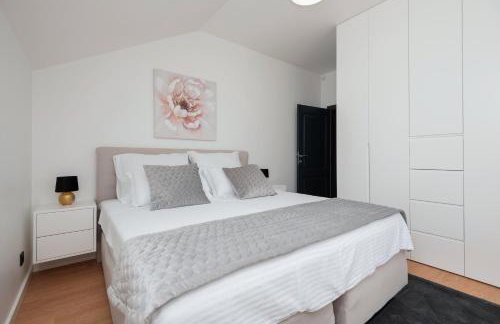 Luxury Lake-View Villa Karmen with Heated Pool, Private Spa & Sunset Terrace - Foto 55