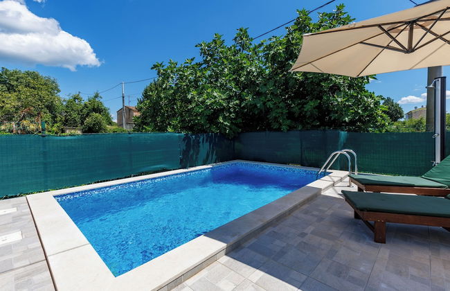 House Papinka With Private Pool & Garden - Foto 13