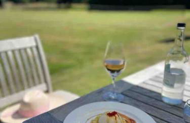 Picturebook cottage on prestigious polo estate - Foto 2