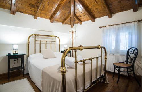 Cozy Attic Suite - Elia Apartments Chrisso - Foto 1