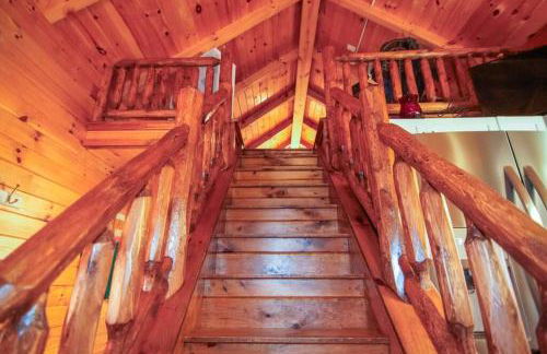 Charming Lakeview Cabin Near Geneva-On-The-Lake! - Foto 39