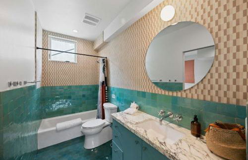 New Listing Hillside Villa by Colby & Conrad - Foto 23