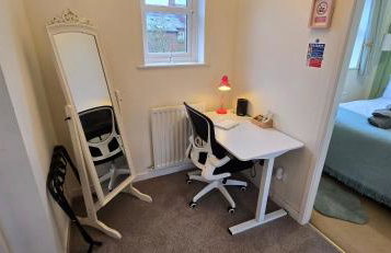 Rhubarb Retreat - Stylish House, Sleeps 5, 10 mins to Durham City & Parking & Garden - Foto 11