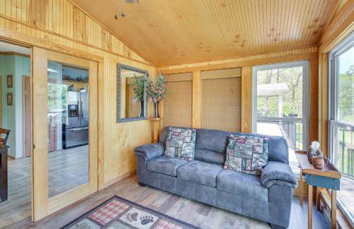 Lakefront Arkansas Home with Dock and Sunroom - Foto 24