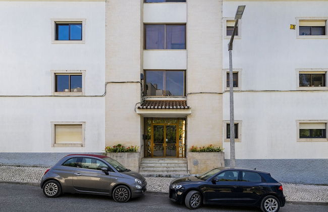 Stylish Sunny Penthouse Near Cascais Center & Greenspace - Photo 41