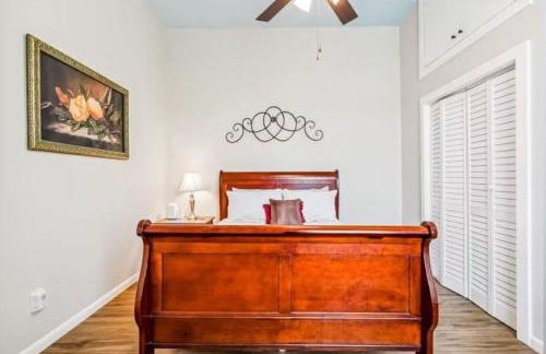 Penthouse on Claiborne - Foto 8