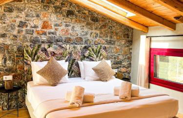 Modern Stone Villas with Swimming Pool - Foto 8