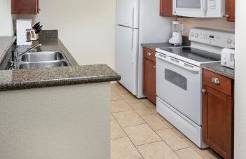 Wyndham Oceanside Pier 2BR Apartment with Resort Access - Photo 27