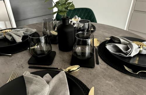 Luxury Oaks Suite, Free private parking, 2 Bed 2 Bathroom Apartment, Central Solihull - Foto 24