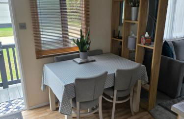 Hawthorn Lodge - Photo 5