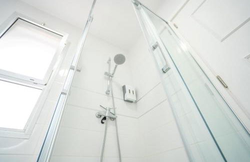 Ocean Vibes with sea view and private heated pool - Foto 33