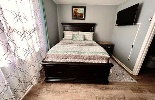 Luxury Townhome Jacksonville, NC - Foto 47