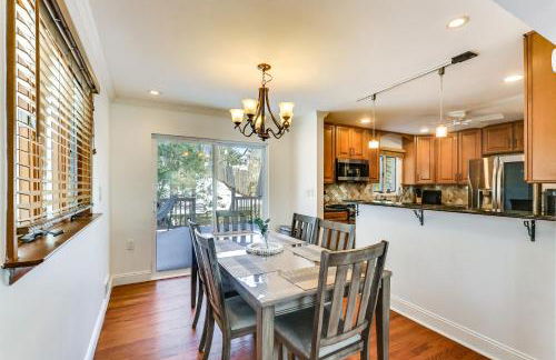 Family Fun in Scotch Plains! Home with Game Room - Foto 9