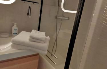 Villa climatisée, proche mer, 2 grands appartements indépendants, parking, wifi - Foto 12