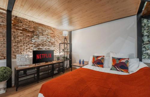 3min Walk Malasana - Trendy Cafes and Tapas Street - Photo 2