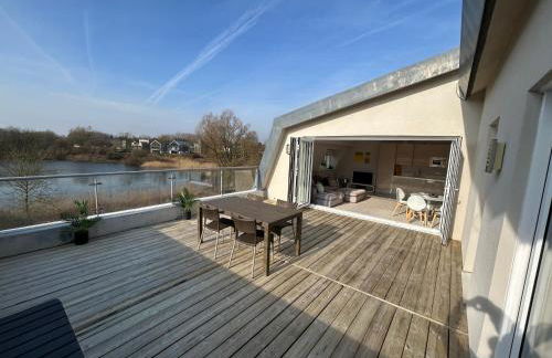 HM112 Penthouse Apartment with Lake View & free Spa Access- Lower Mill Estate Cotswolds - Foto 9
