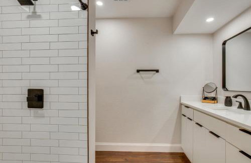 Gun Barrel Lakefront with Dock and Fire Pit - Foto 12