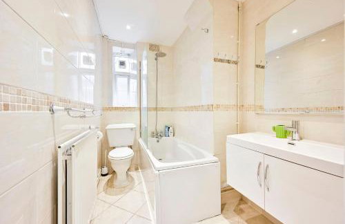 COSY 3BD LONDON ACCOM SLEEPs 6 - Foto 19