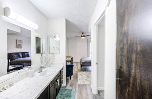 Bright & Stylish 1BR Free WiFi Free Parking - Foto 8