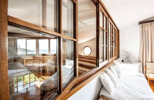 Azure Coast Seafront Retreat - Foto 18