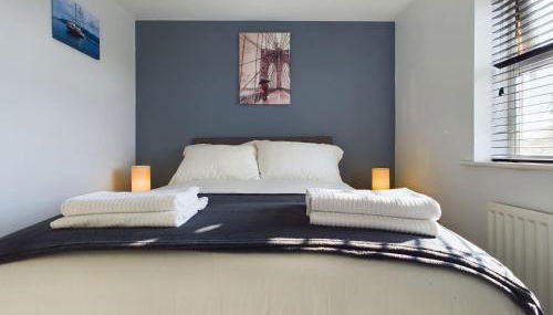 247 Serviced Accommodation in Stafford- 3BR Townhouse - Foto 4, towels