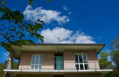 Appartamento ristrutturato con piccola vista lago - Foto 10