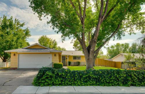 Quiet Home with Yard 2 Mi to Mall and Sparks Marina! - Foto 2