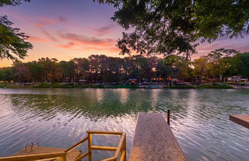 Funshine | Riverfront house in Mc Queeney with guest house, river views, grill - Foto 48