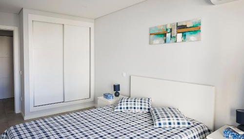 Nice apartment near the beach - Monte Gordo - Foto 2, wardrobe