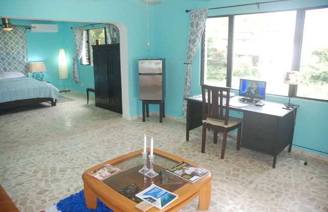 E&J Boutique Residences - Photo 49