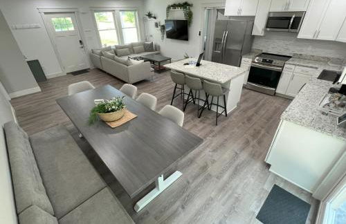 Gardner Lake 2 Queen/1King/2 Bath/Laundry- Private - Foto 1