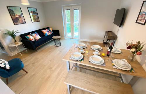 2 Bedroom Flat near Redhill train station, easy access to Gatwick & London - Foto 10