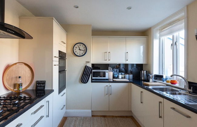 Central Dartmouth Townhouse - Foto 16