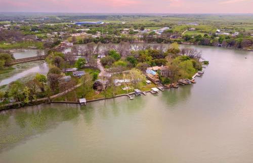 Waterfront Pickleball Court Wurstfest Stay - Foto 24