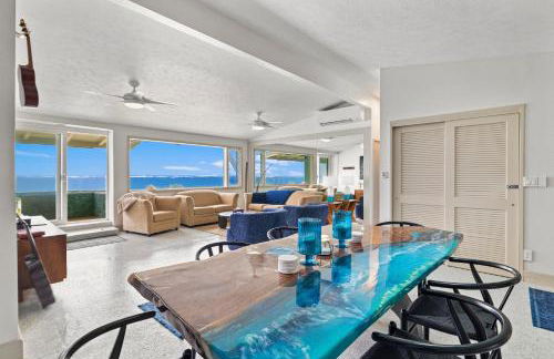 North Shore Beach House, 4BD, AC, Parking, WIFI, King Beds - Foto 2