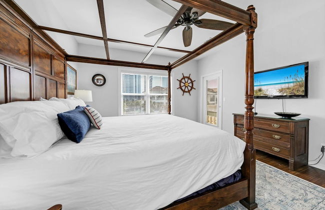 The Spyglass a 5 bed 3 bath house that sleeps 14 and just 67 steps from the beach - Foto 23