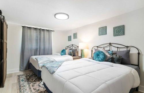 Renovated 3B 2BA, oasis yard Hot tub - Foto 33