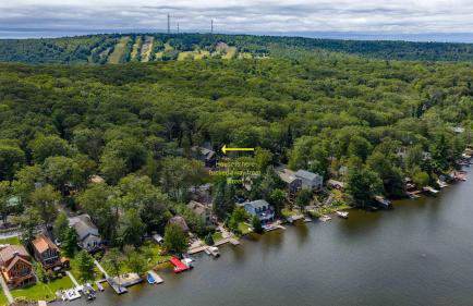 Luxe Farmhouse Chalet Sleeps 12 in Lake Harmony! Lakeview, Hot Tub, Fire pit, Games - Foto 48