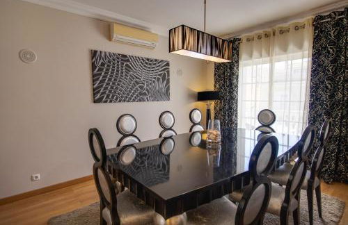 Private Deluxe 3BD Villa Pool Wi-Fi AC BBQ - Foto 18