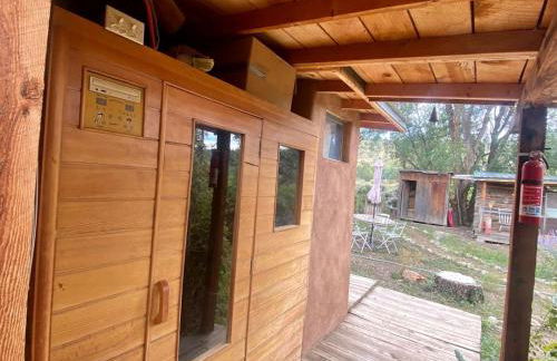 Studio-Style Log Cabin near Carson National Forest, New Mexico - Foto 47