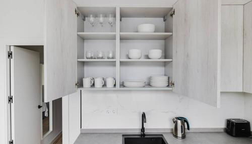 Apartamento 6 - Luminoso en Castellana - 4 Torres - Photo 3