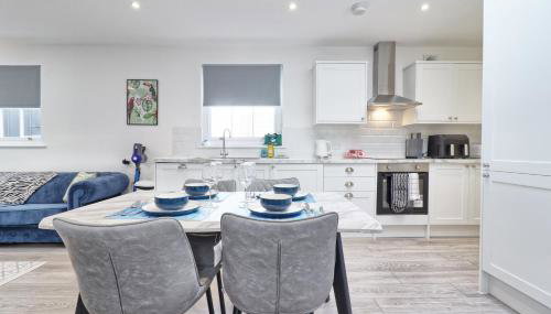 Chelmsford City Centre Modern Duplex With Parking, Wi-Fi & Netflix - Foto 2