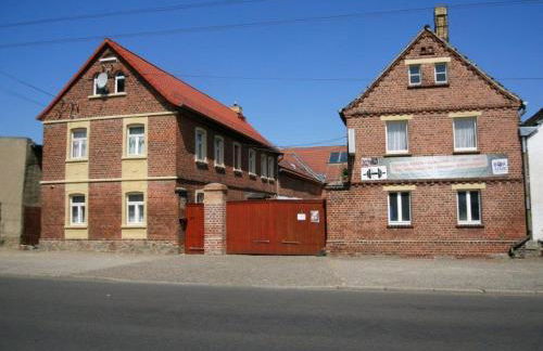 Zschampert Hof bei Leipzig Ruhige Ferienwohnung Bauernhof für 4-5 Personen - Foto 2