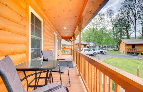 Private Hot Tub Tuckasegee River Couples Escape - Foto 20