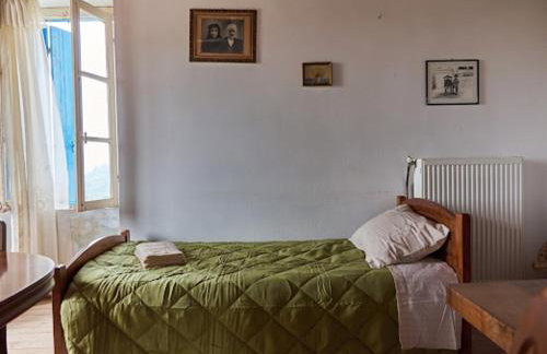 Milionis Manor - Photo 18