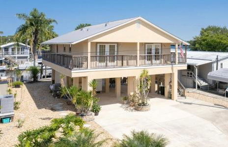 Waterfront St Johns River near springs with boat dock and water sports - Foto 25