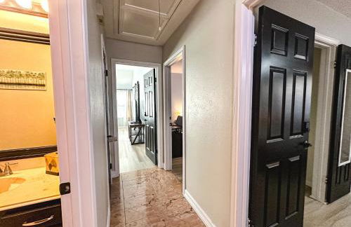 Maple House Romantic Getaway WHot Tub Near IAH - Foto 37