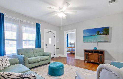 Pets OK • Backyard - 3 miles to River Walk & Alamo - Foto 5